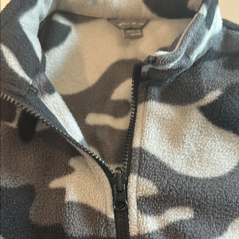 Eddie Bauer stylish camo